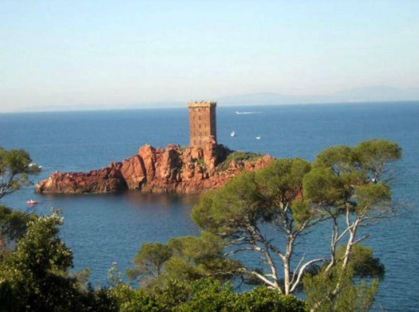 Le Petit Semaphore Saint-Raphaël المظهر الخارجي الصورة